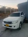 Toyota Hilux 2012 Nyeupe - 4