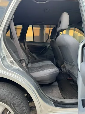 Toyota RAV4 Automatic 2003 Silver