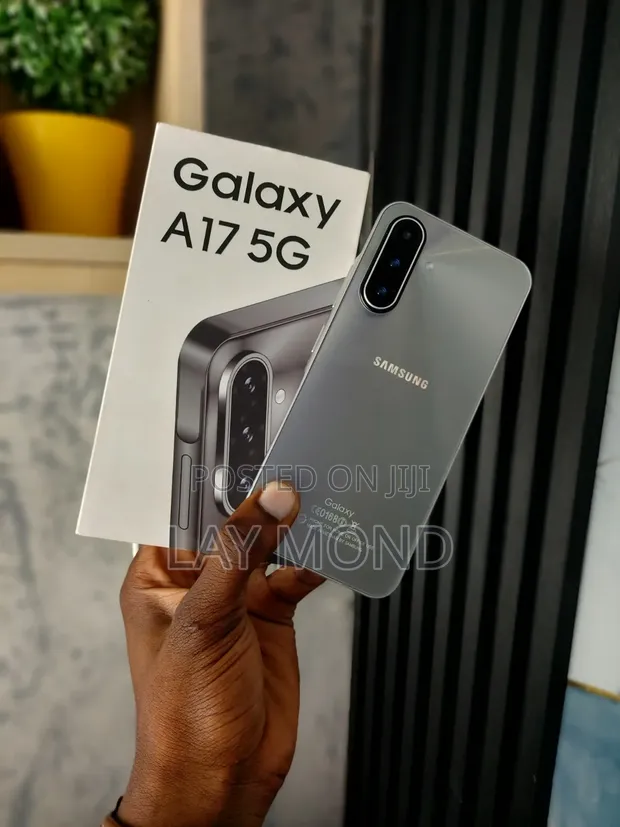 Samsung Galaxy A17 5G 256GB Mpya - 1