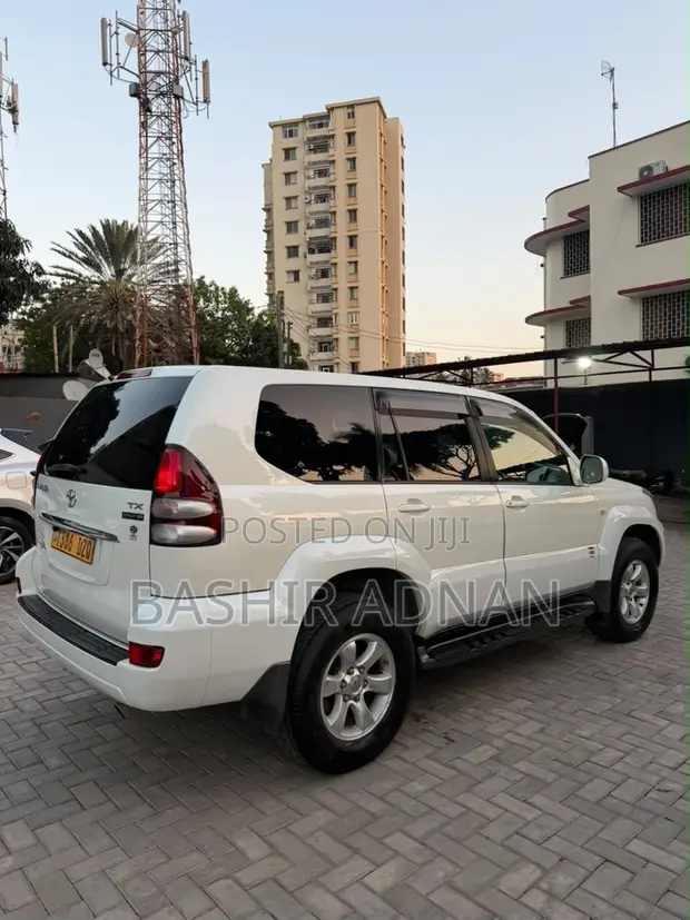 Toyota Land Cruiser Prado 2.7i 16V 2007 Nyeupe - 1