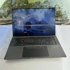Laptop Dell Precision 5560 - 32GB RAM, 1TB SSD, i7