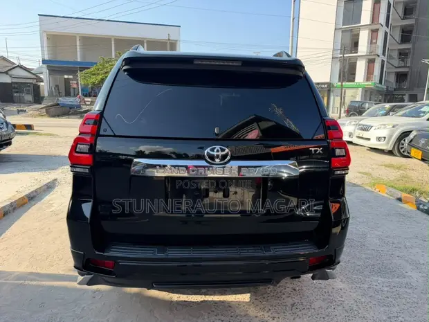Toyota Land Cruiser Prado 2020 Black - 1