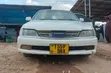 Toyota Carina 2000 White - 2