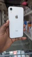 Apple iPhone XR 64GB White - 1