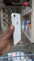 Apple iPhone XR 64GB White - 3