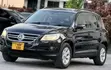 Volkswagen Tiguan 2009 Black - 4