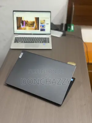 Laptop Lenovo V15 G2 8GB RAM, 256GB SSD
