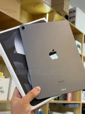 New Apple iPad Air (2022) 64GB Gray