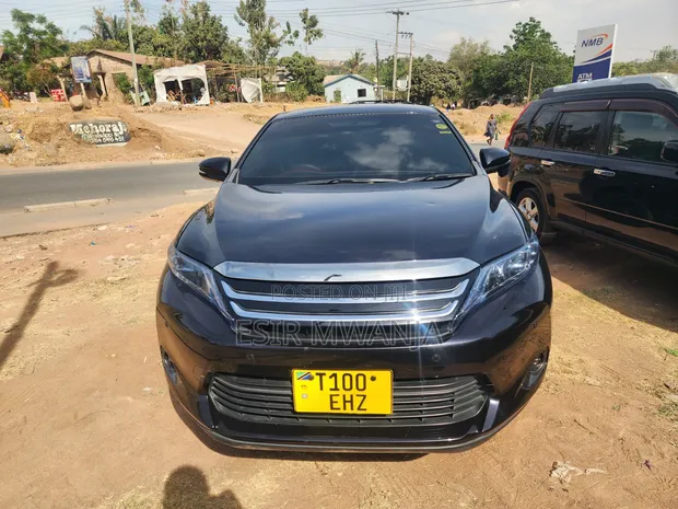 Toyota Harrier 2014 Black - 1