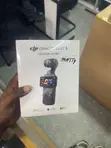 DJI Osmo Pocket 3 Creator Combo - 2