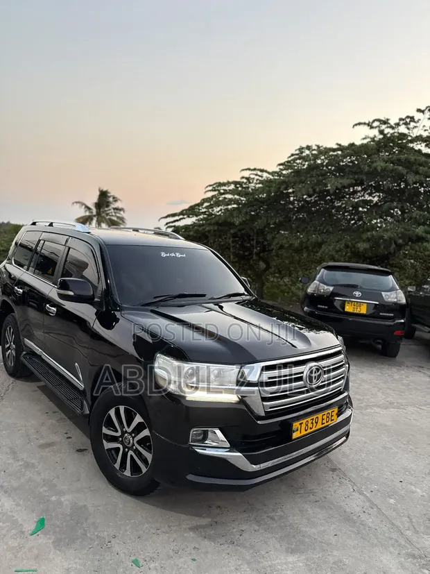 Toyota Land Cruiser Prado 2020 Black - 1