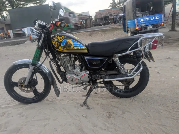 Simba Rover Scooter 150cc 2024 Black - 1