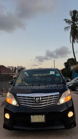 Toyota Alphard 2010