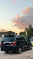 Toyota Alphard 2010 - 4