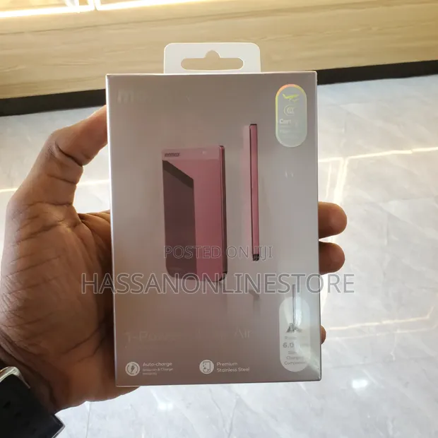 Momax 1-Power S.Pass Air 5000mAh Magnetic Wireless Battery Pack - 1