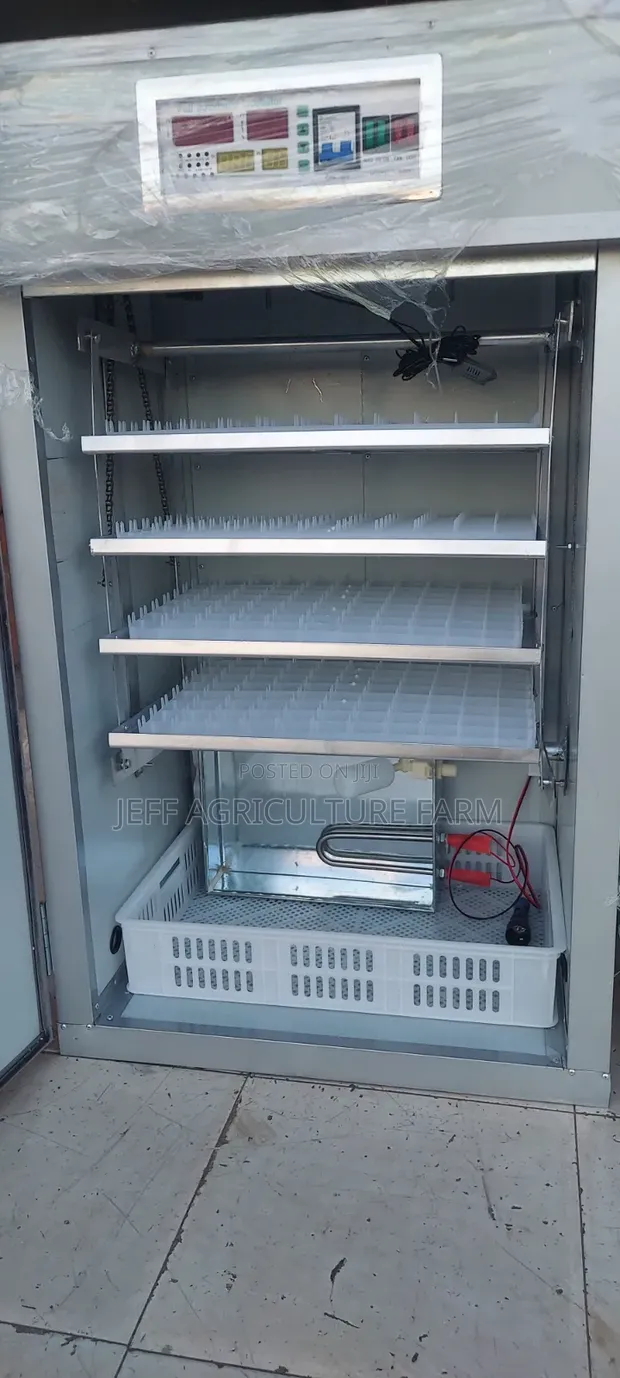 352 Egg Capacity Hard Body Incubator - 1