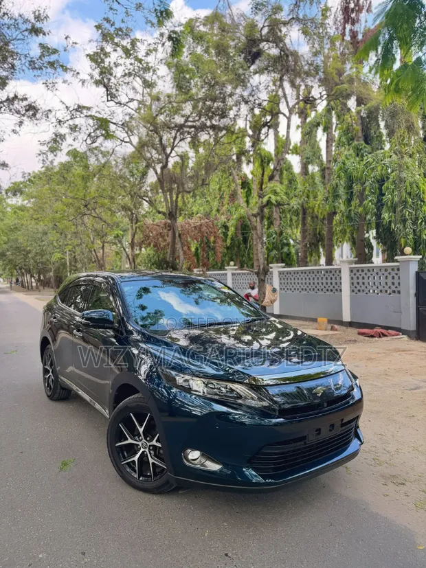 Toyota Harrier 2.0 2016 - 1
