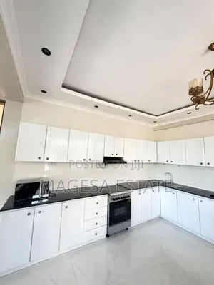Furnished 2-Bedroom Apartment for Rent in Oyster Bay