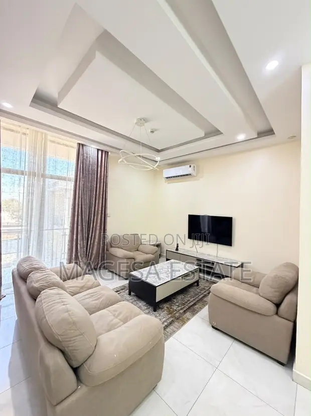 Furnished 2 Bedroom Apartment for Rent in Oyster Bay - 1