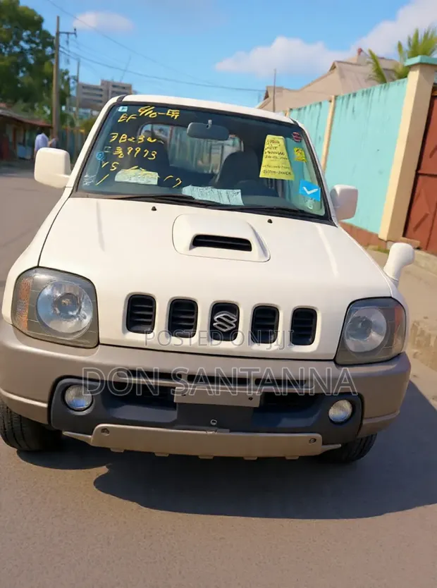 Suzuki Jimny 2002 Nyeupe - 1