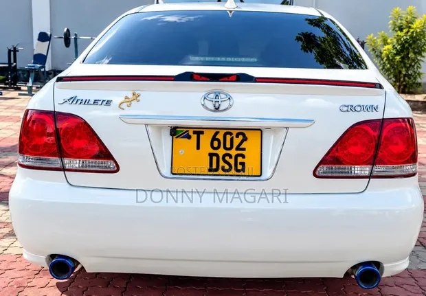 Toyota Crown Athlete 2006 - 1