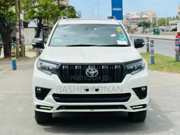 Toyota Land Cruiser Prado 2.8 TX 2023 White - 1