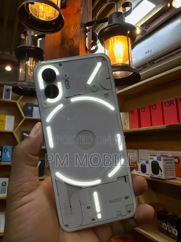 Nothing Phone 2 256GB White - 1