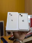 Apple iPhone 13 128GB Nyeupe - 2