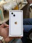 Apple iPhone 13 128GB Nyeupe - 3