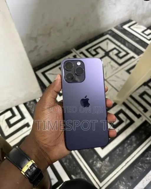 New Apple iPhone 14 128GB Purple - 1