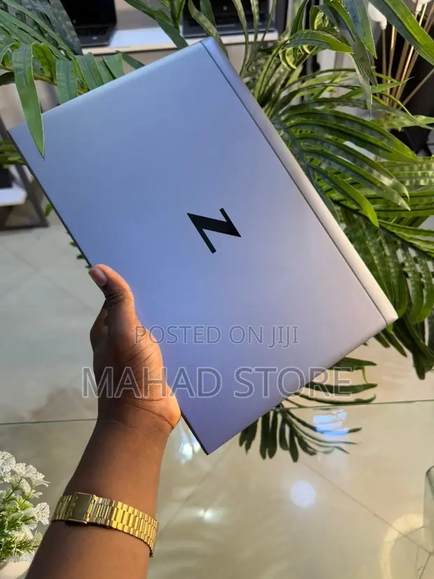 Laptop HP ZBook 14 - Intel Core i5, 16GB RAM, 256GB SSD - 1
