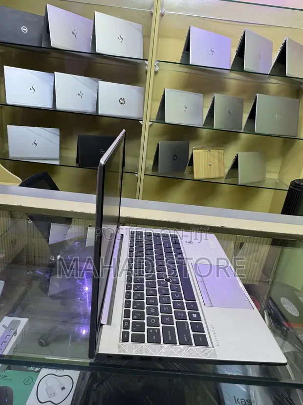 Laptop HP EliteBook 840 G7 - 16GB RAM, 256GB SSD, Core i7 - 1