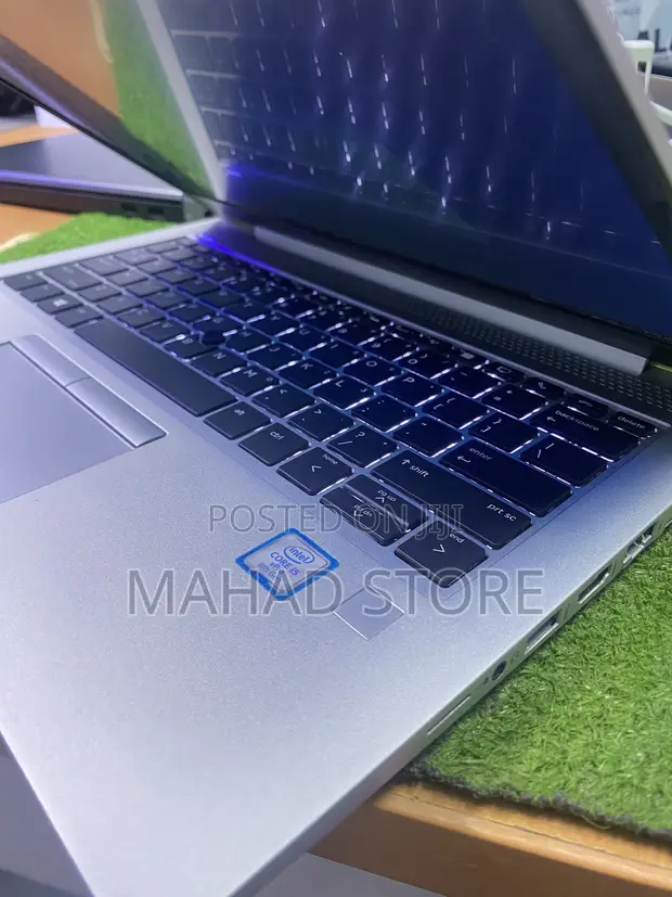 Laptop HP EliteBook 840 G6 - Core i7, 8GB RAM, 256GB SSHD - 1