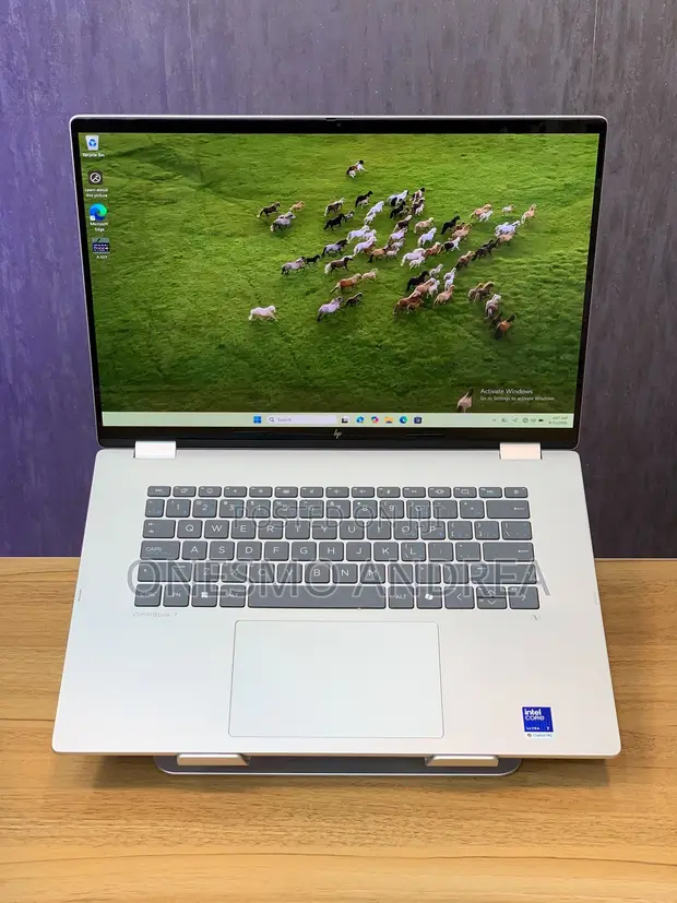 New HP OmniBook X Flip 16" Laptop - Intel Core Ultra 7, 16GB RAM, 1TB SSD - 1