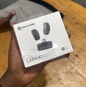 Hollyland Lark M1 Mini Duo Wireless Lavalier Microphone (USB-C)