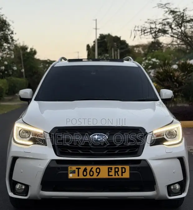 Subaru Forester XT 2016 White - 1