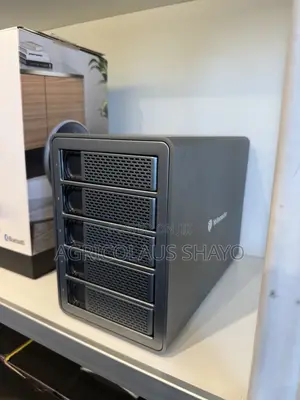 Yottamaster 5-Bay Aluminum External Hard Drive Enclosure (DAS)