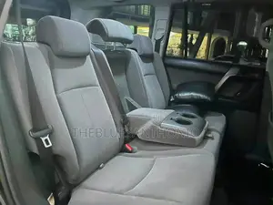 Toyota Land Cruiser Prado 2011 Black
