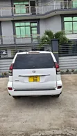 Toyota Land Cruiser Prado 2006 White - 5