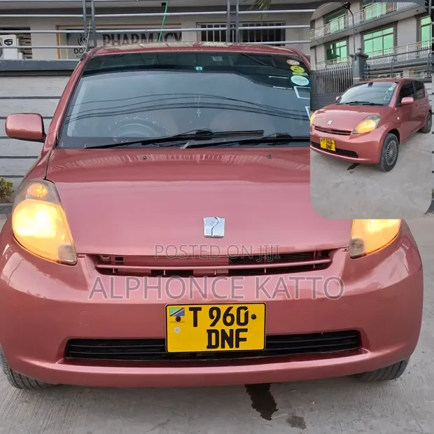 Toyota Passo 2005 Burgundy - 1