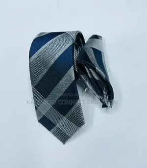 Ralph Lauren Plaid Tie and Pocket Square Set