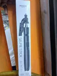 Yesido 360° Rotating Selfie Stick with Bluetooth Remote - 1