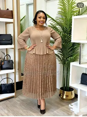 Gauni la Lace la Uturuki - Toleo la Peplum la Kifahari