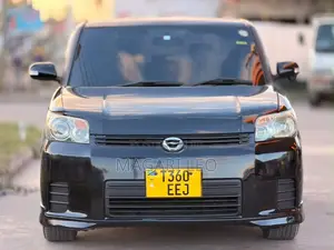 Toyota Rumion 1.5 FWD 2023 Nyeusi