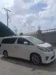 Toyota Alphard 2.4 Petrol AWD 2013 White - 4