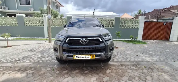 Toyota Hilux 2022 - 1