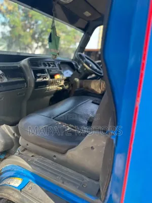 Mitsubishi Canter Tipper 1998 Blue