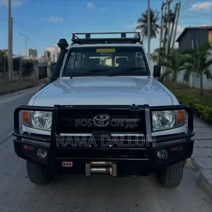 Toyota Land Cruiser LX 2020