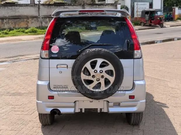 Daihatsu Terios Kid 2005 Nyeupe - 1