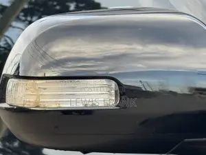 Toyota Vanguard 2010 Black
